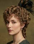 Penteado preso com cachos