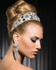 Penteado de casamento com cabelo preso cl�ssico