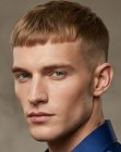 Corte masculino com degradê alto